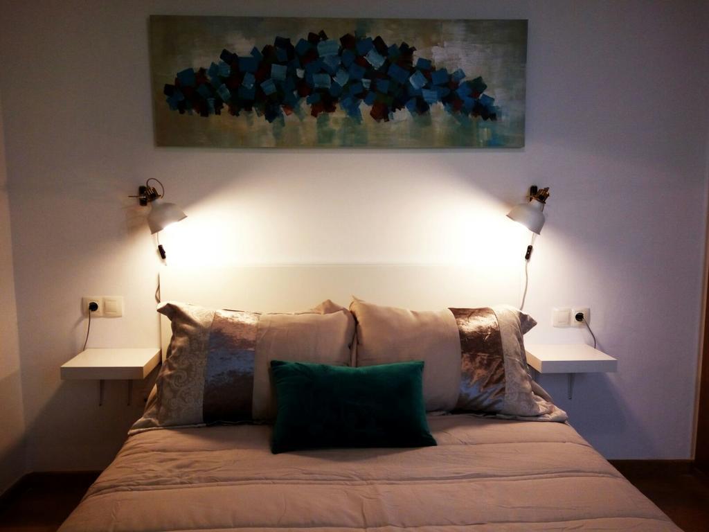 Mitjana Plaza Apartment มาลากา ภายนอก รูปภาพ