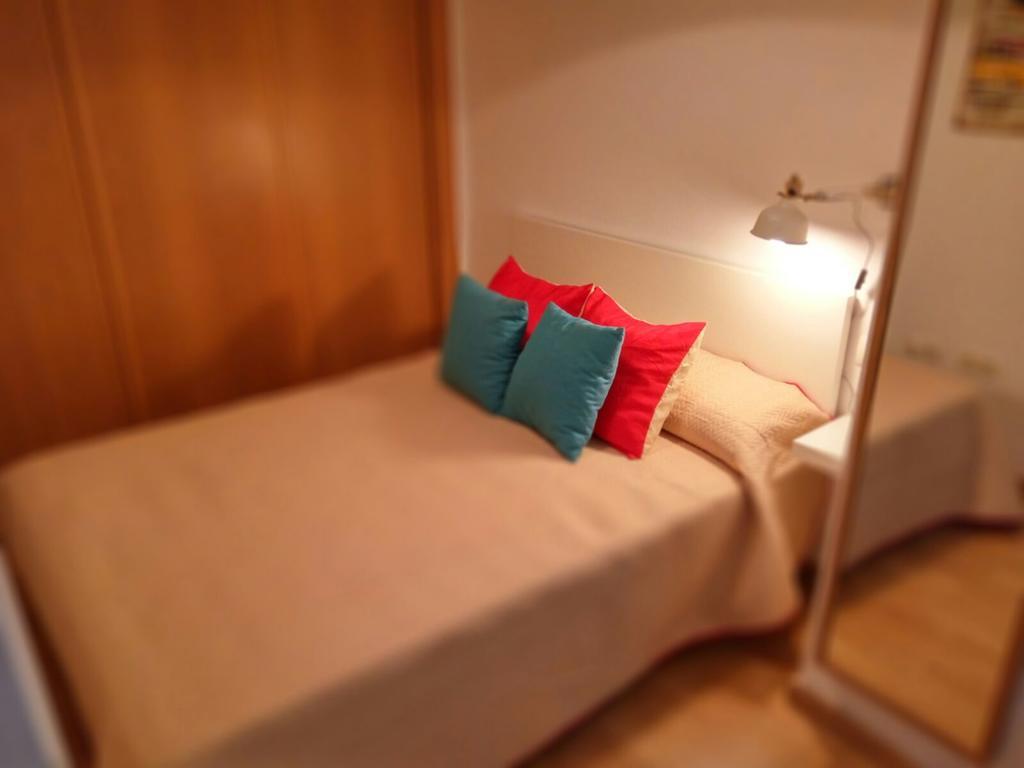 Mitjana Plaza Apartment มาลากา ภายนอก รูปภาพ