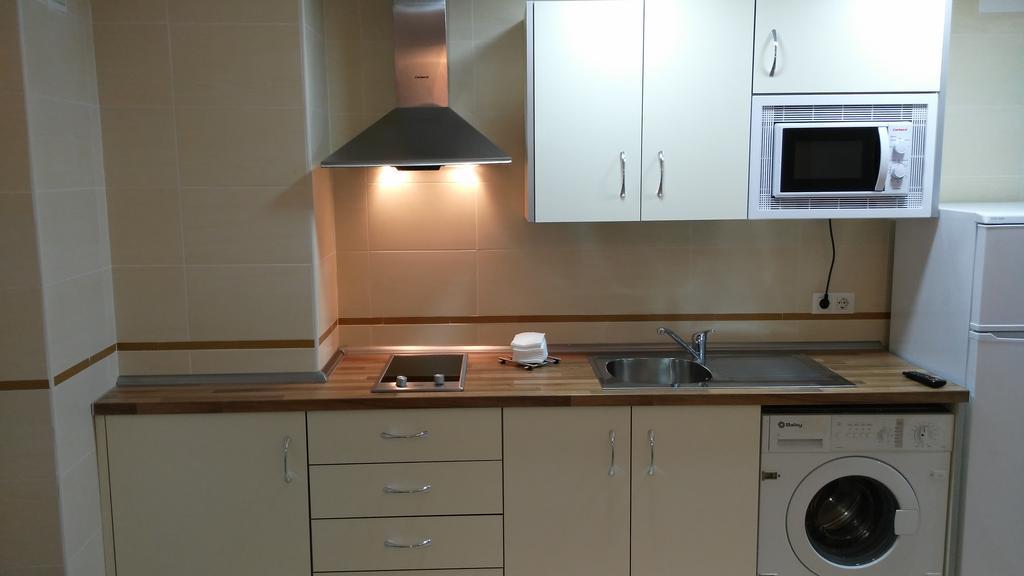 Mitjana Plaza Apartment มาลากา ภายนอก รูปภาพ