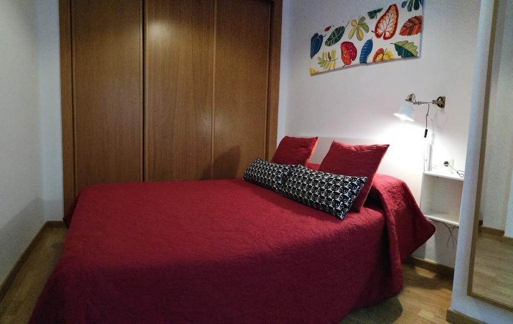 Mitjana Plaza Apartment มาลากา ภายนอก รูปภาพ