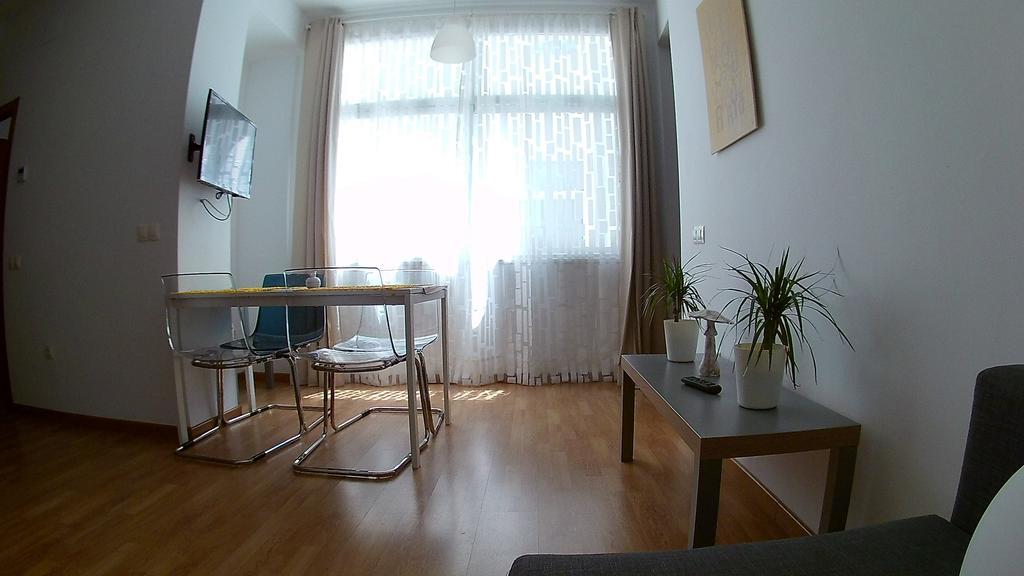 Mitjana Plaza Apartment มาลากา ภายนอก รูปภาพ